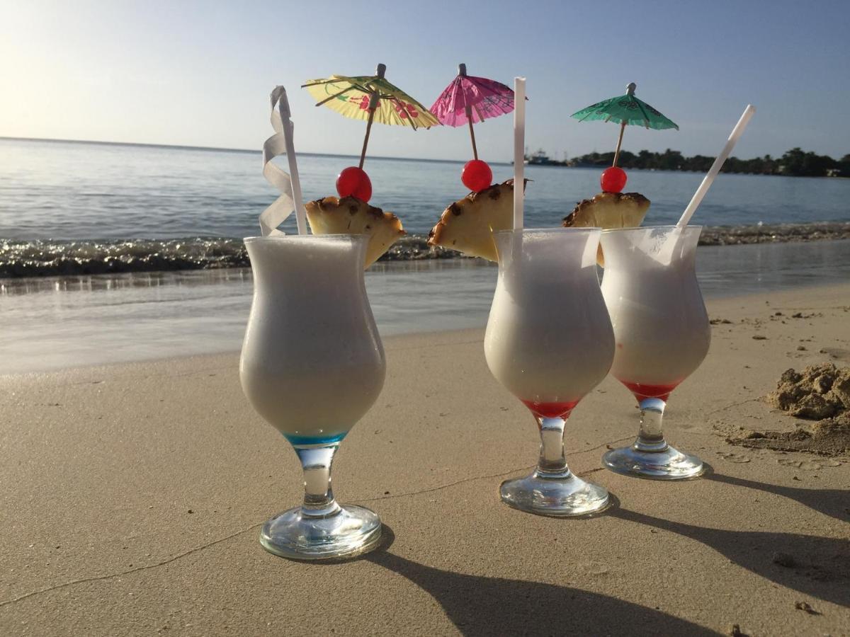 فندق Pic-Nic Beach Corn Island المظهر الخارجي الصورة